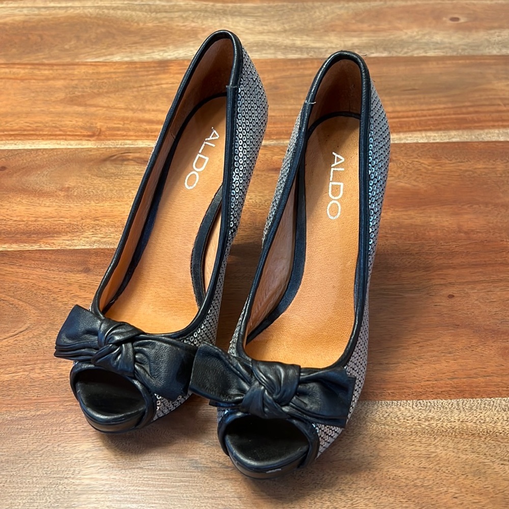 ALDO Silver Sequence Pumps 🤍